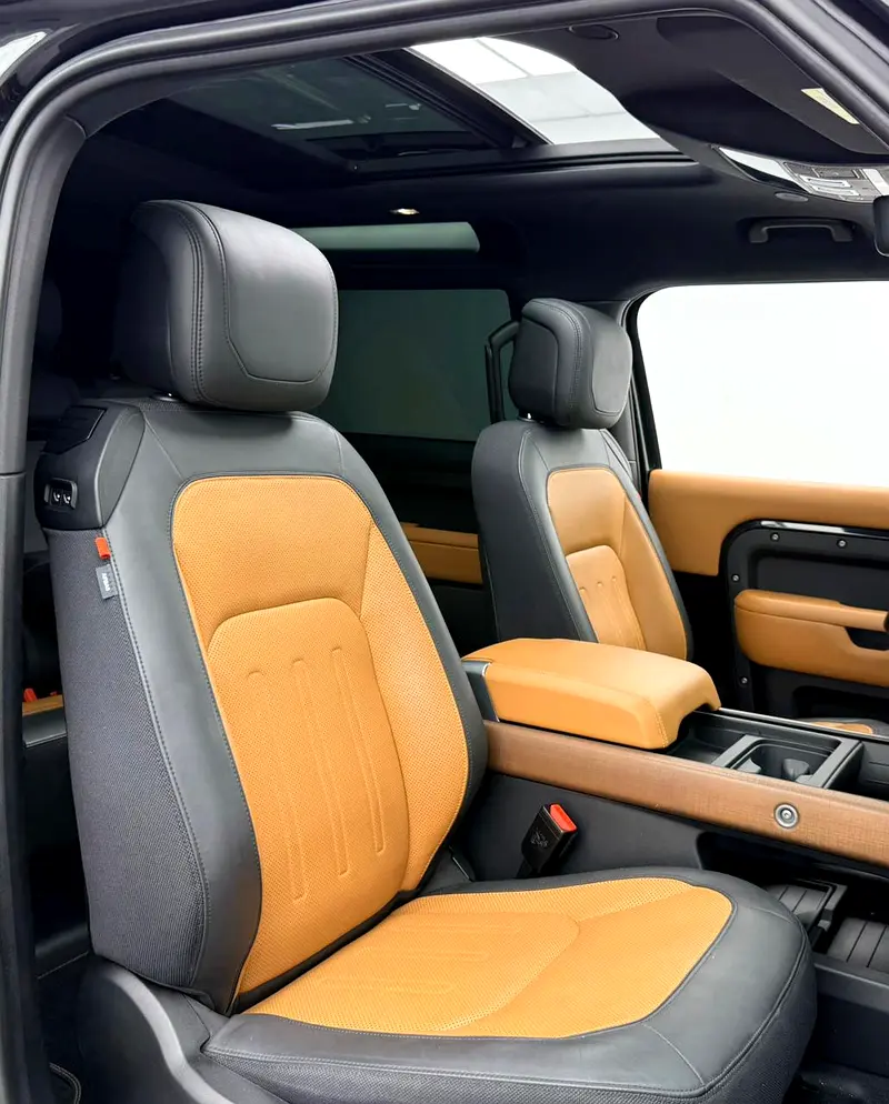 2023 Land Rover Defender 90 X-Dynamic HSE P400 | GCC Specs - Image 14