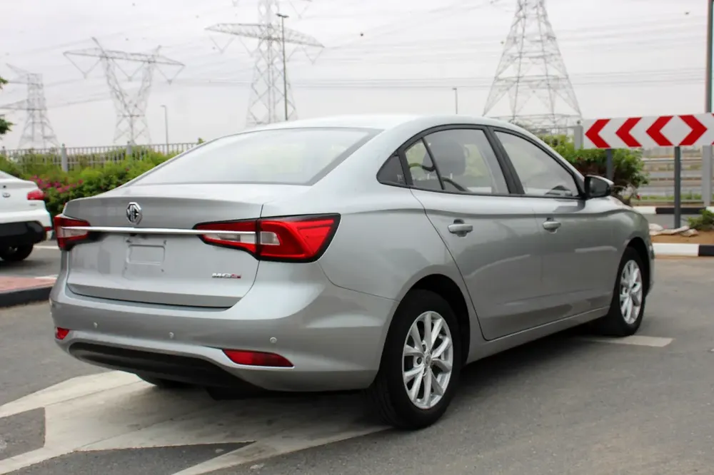 2023 MG 5 GCC | GCC | (415 x 60) Loan Minimum salary 4,000*| Warranty| - Image 4