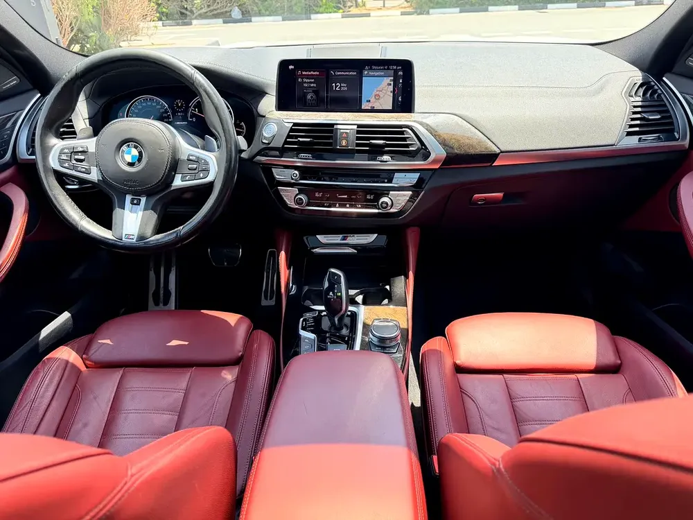 BMW X4 M40i 2019 GCC Specs - Performance Luxury SUV Single owner - Image 11