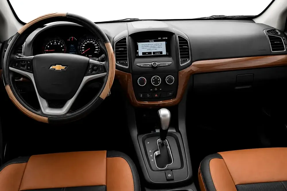 CHEVROLET CAPTIVA LT 2017 | 2.4L Engine | AED 921 / Monthly - Image 10
