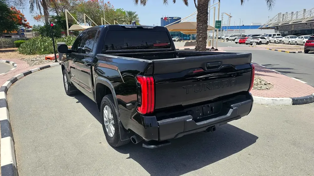 Toyota Tundra SR5 2025 American Specs - Image 10