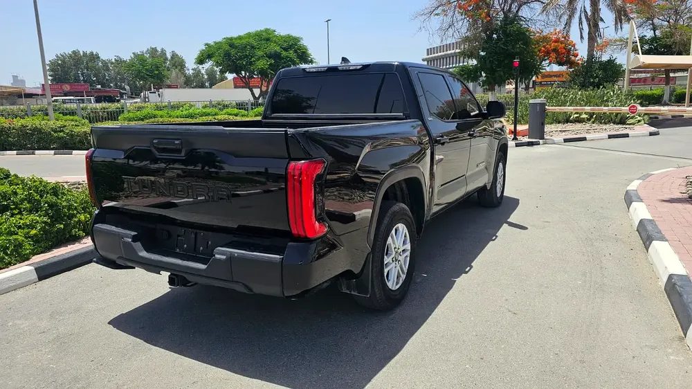 Toyota Tundra SR5 2025 American Specs - Image 12