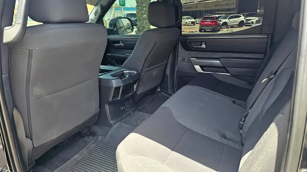 Toyota Tundra SR5 2025 American Specs - Image 5