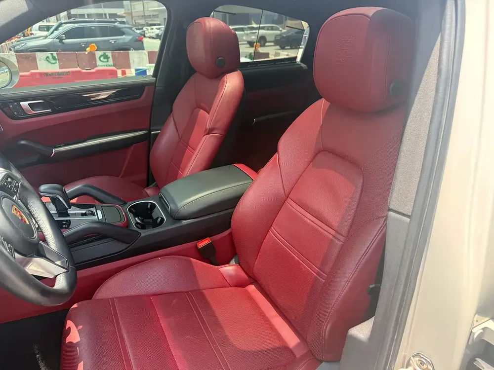 Porsche Cayenne Coupe 2023 GCC Specs - Image 9