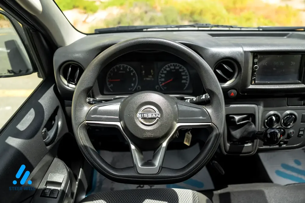 2023 Nissan Urvan NV350 | 4-Door Van Petrol | Manual GCC Specs - Image 14