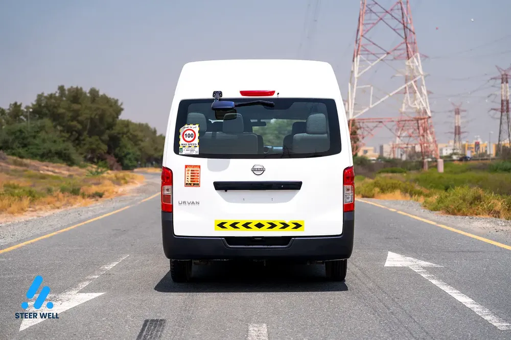 2023 Nissan Urvan NV350 | 4-Door Van Petrol | Manual GCC Specs - Image 7