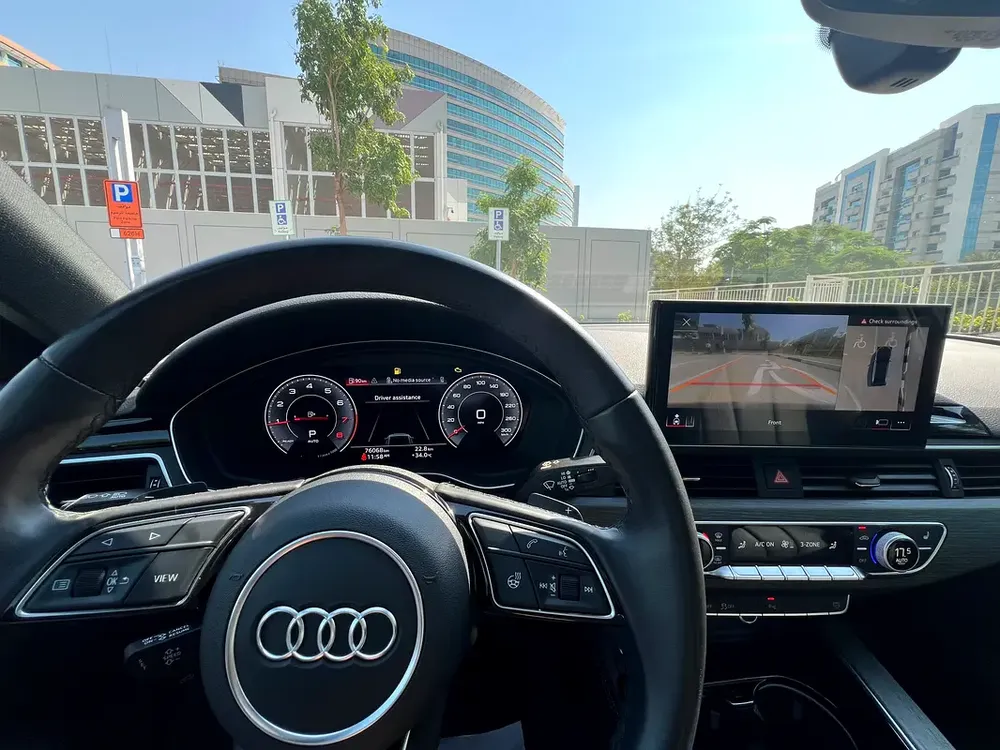 Audi A4 - Quattro - S Line full option - Clean title - Image 12