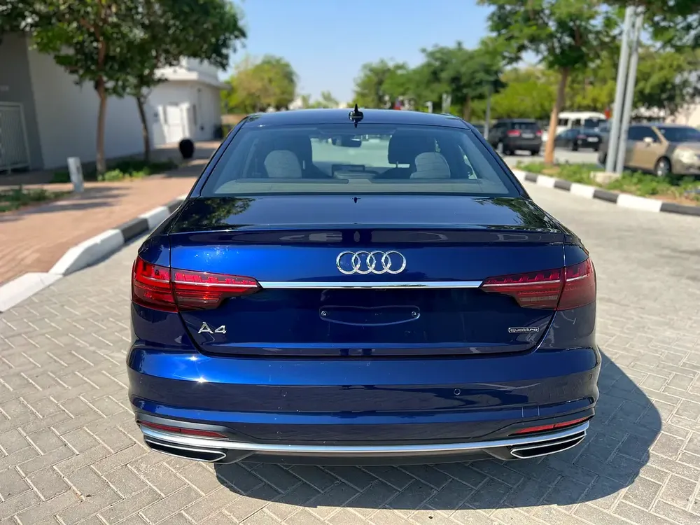 Audi A4 - Quattro - S Line full option - Clean title - Image 5