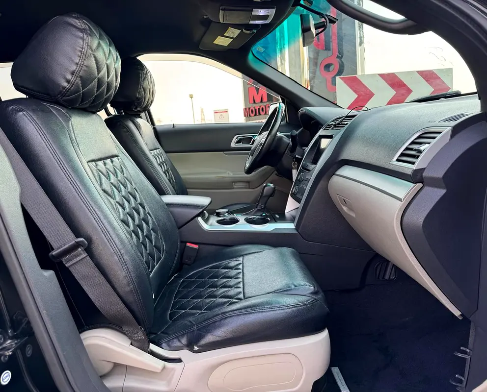 FORD EXPLORER XLT | 2012 | 7 SEATES | CLEAN CAR LOW MILEAGE FRESH JAPAN IMPORT - Image 12