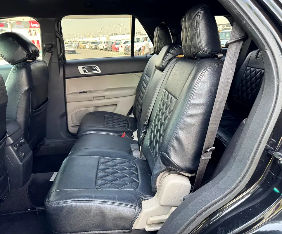 FORD EXPLORER XLT | 2012 | 7 SEATES | CLEAN CAR LOW MILEAGE FRESH JAPAN IMPORT - Image 13