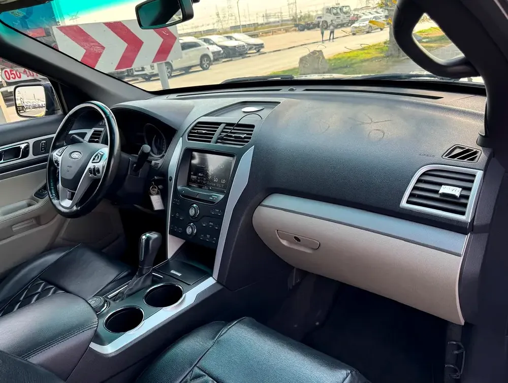 FORD EXPLORER XLT | 2012 | 7 SEATES | CLEAN CAR LOW MILEAGE FRESH JAPAN IMPORT - Image 15
