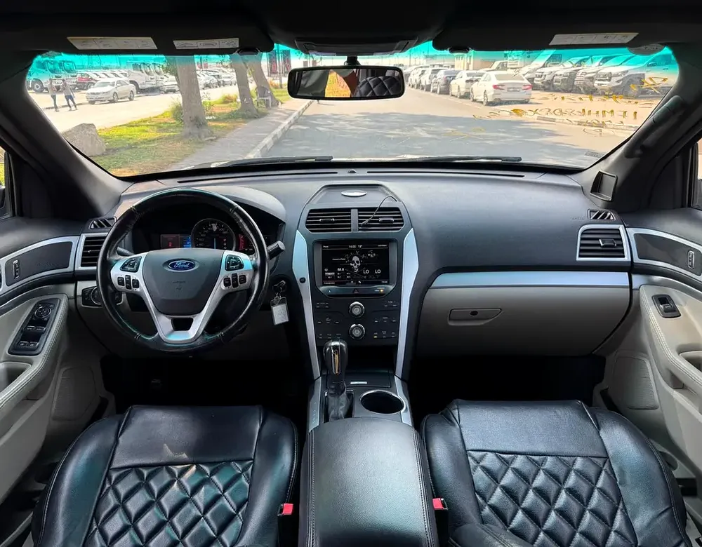 FORD EXPLORER XLT | 2012 | 7 SEATES | CLEAN CAR LOW MILEAGE FRESH JAPAN IMPORT - Image 18