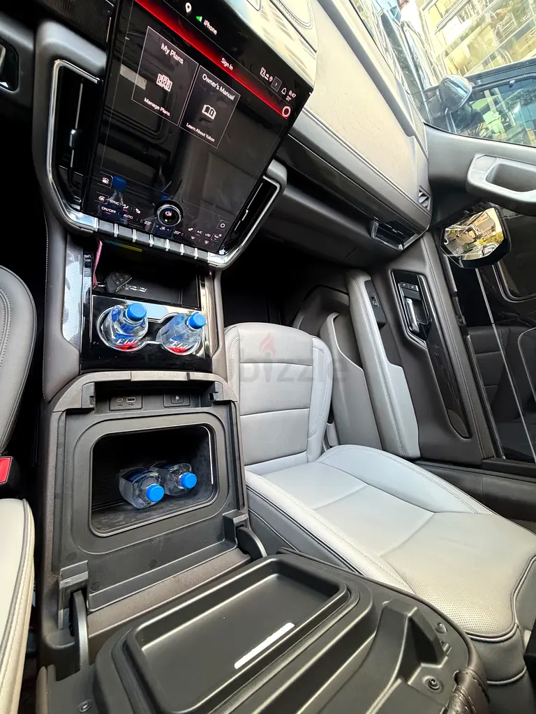 GMC Yukon SLE 2025 GCC Specs - Image 4