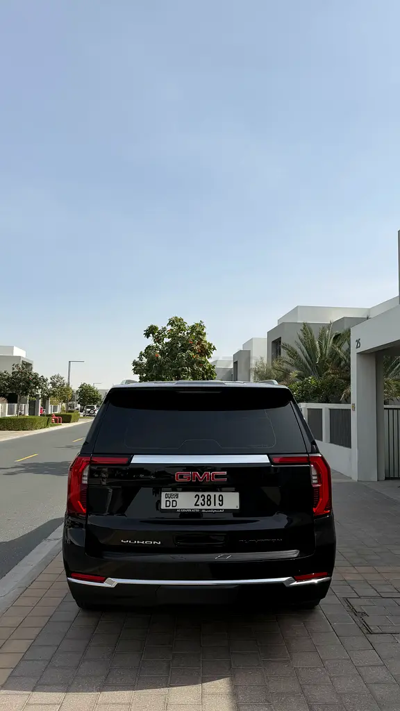 GMC Yukon SLE 2025 GCC Specs - Image 9