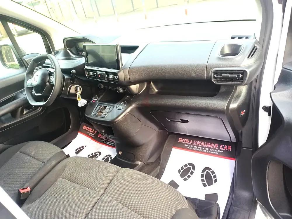 2025 Peugeot Partner Van Long Body - GCC Specs - Brand New! - Image 6
