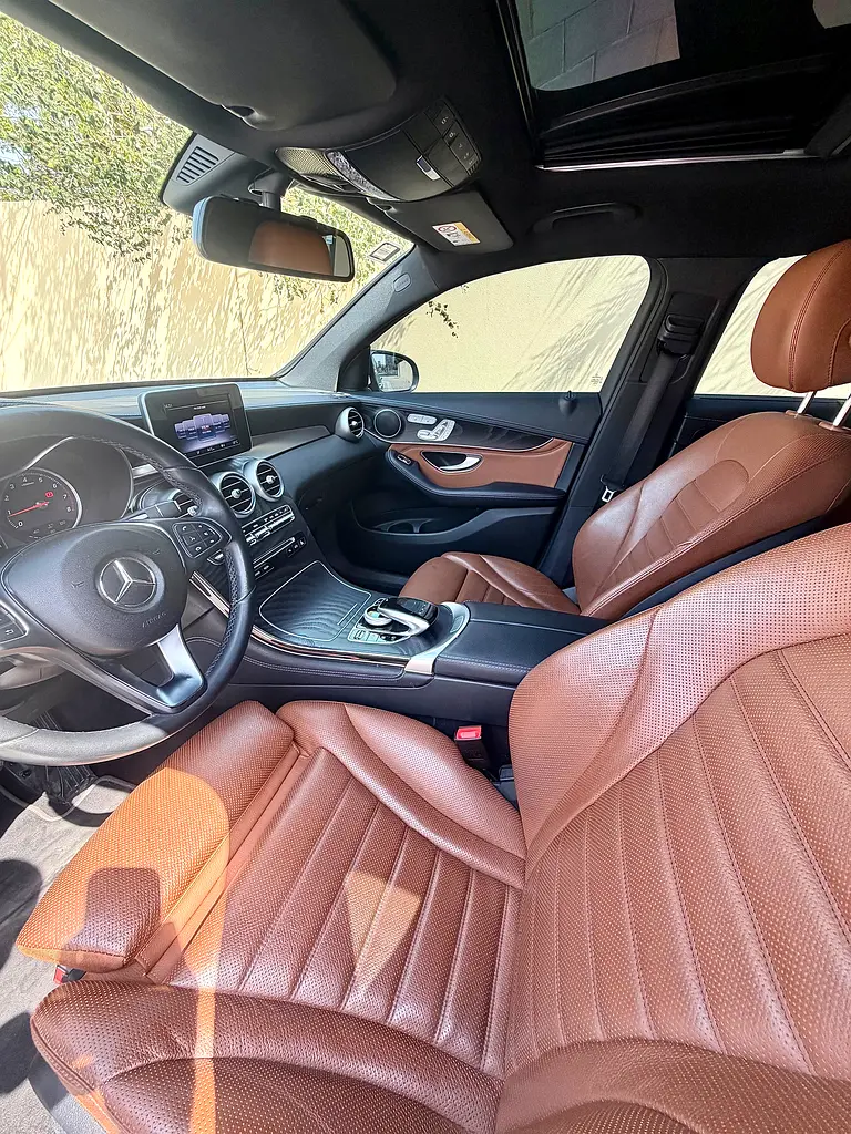 2018 Mercedes-Benz GLC 250 Coupe AMG - GCC Specs - Excellent Condition - Image 12