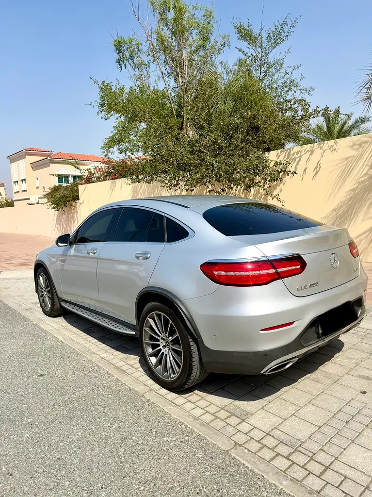 2018 Mercedes-Benz GLC 250 Coupe AMG - GCC Specs - Excellent Condition - Image 6