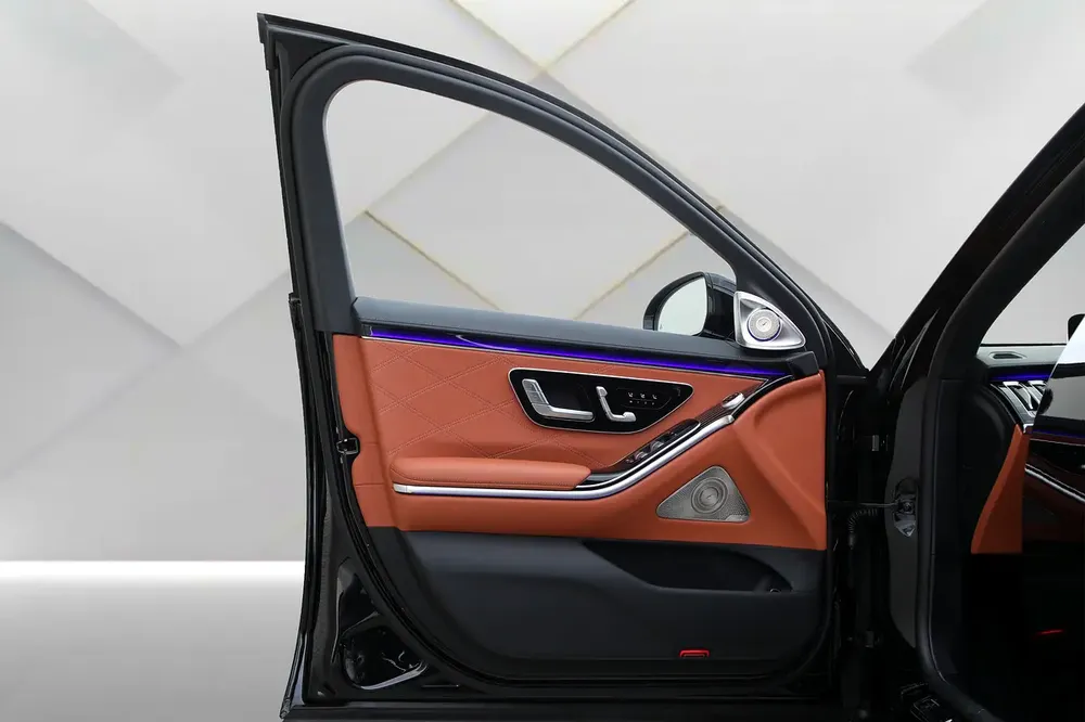MERCEDES BENZ S 580 MAYBACH - 2021 - FULLY LOADED - AMZING CONDITION - Image 12