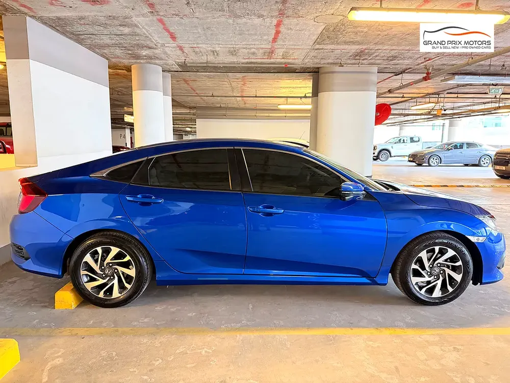Honda Civic 2.0 EX 2020 Model GCC Specs With Partial Service History In Perfect Condition - Image 4
