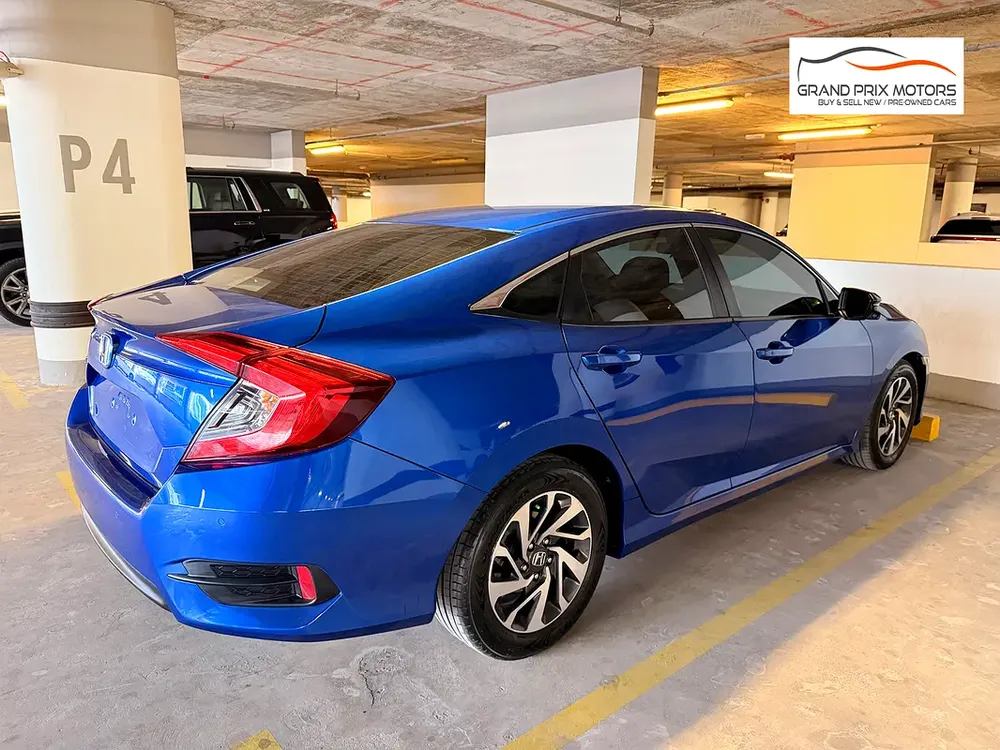 Honda Civic 2.0 EX 2020 Model GCC Specs With Partial Service History In Perfect Condition - Image 7