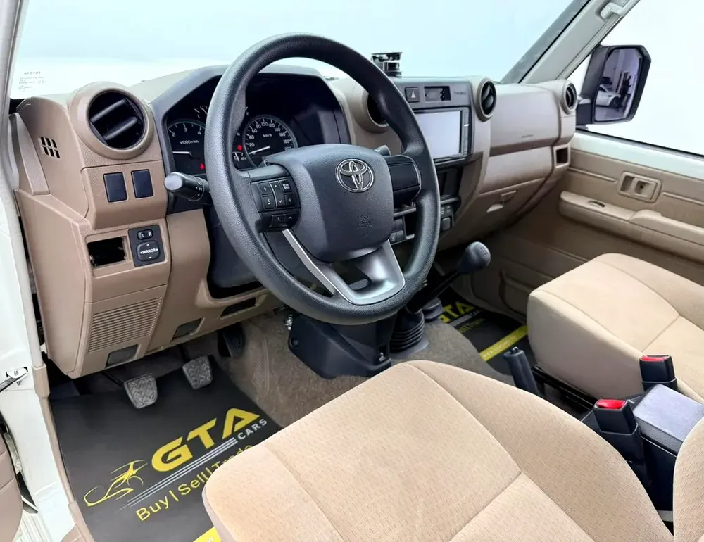 2024 Toyota Land Cruiser 76, Warranty, Almost New, GCC - Image 11