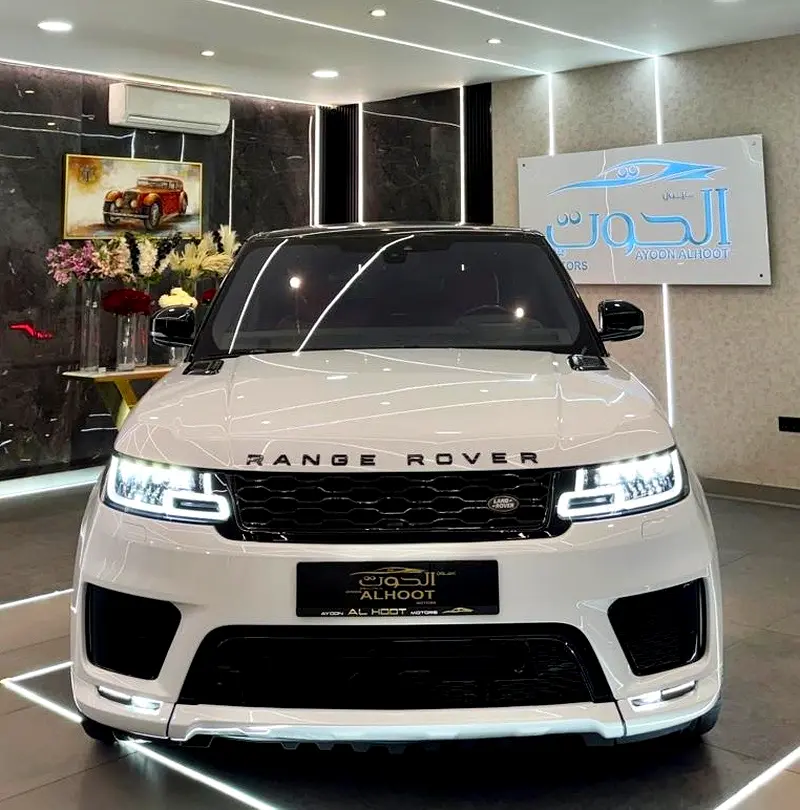 RANGE ROVER SPORT AUTOBIOGRAPHY || TOP RANGE || SINGLE OWNER || VERY NEAT || PANORAMA - Image 13