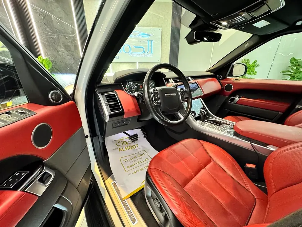 RANGE ROVER SPORT AUTOBIOGRAPHY || TOP RANGE || SINGLE OWNER || VERY NEAT || PANORAMA - Image 16