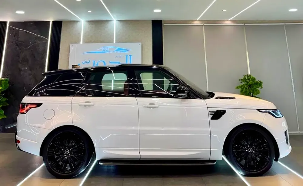 RANGE ROVER SPORT AUTOBIOGRAPHY || TOP RANGE || SINGLE OWNER || VERY NEAT || PANORAMA - Image 5