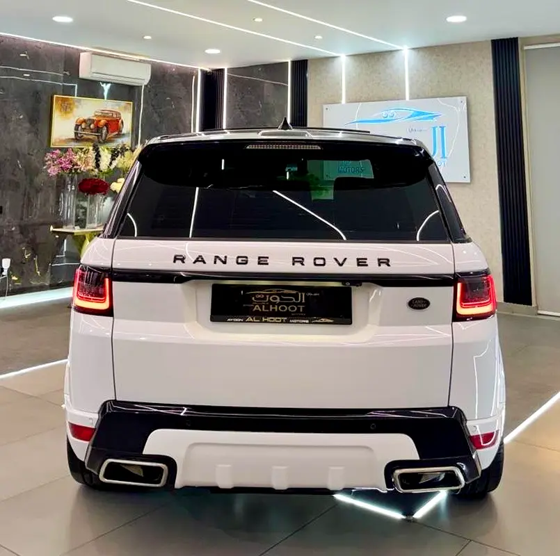 RANGE ROVER SPORT AUTOBIOGRAPHY || TOP RANGE || SINGLE OWNER || VERY NEAT || PANORAMA - Image 8