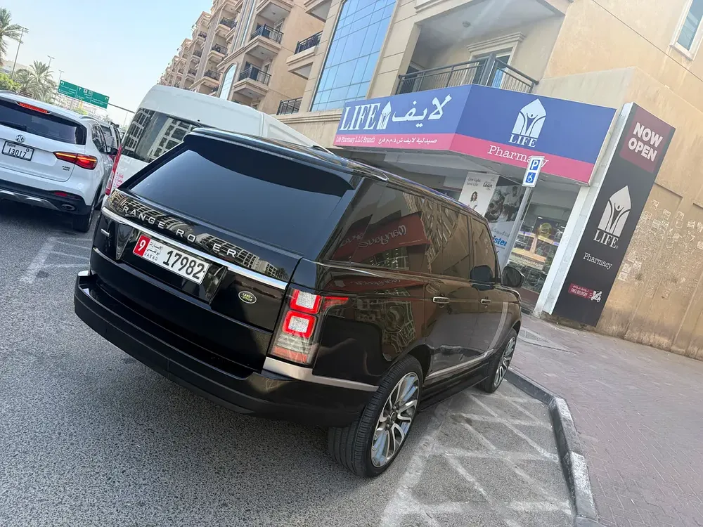 2015 Land Rover Range Rover Autobiography | GCC Specs | Pristine Condition - Image 8