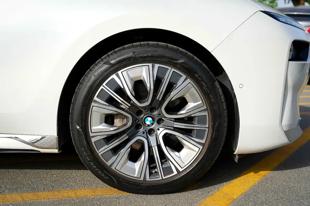 BMW 7-Series 740i Executive 2023 | Korean Specs | Pristine Condition - Image 20