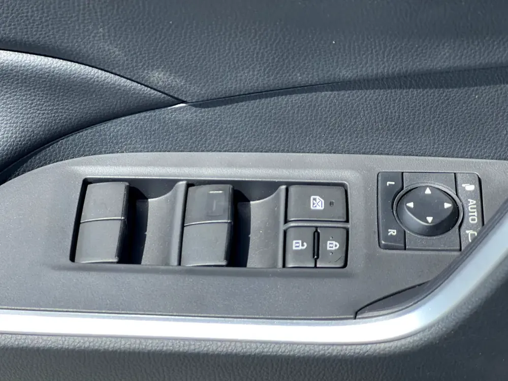 2023 TOYOTA RAV4 HYBRID 2.5L - Image 13