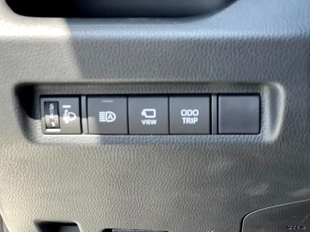 2023 TOYOTA RAV4 HYBRID 2.5L - Image 17