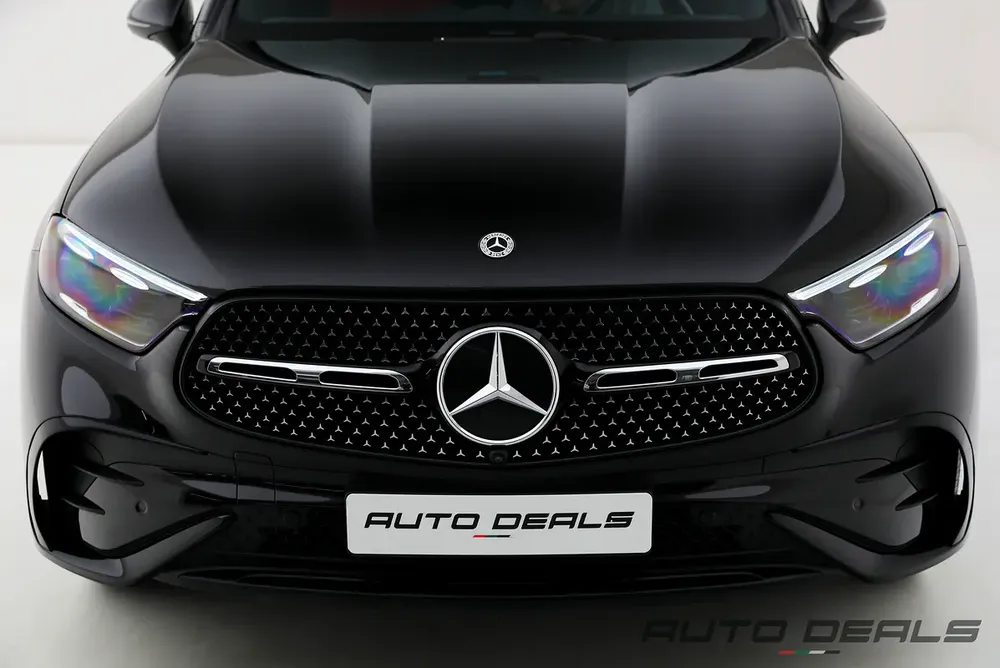 2023 Mercedes-Benz GLC 300 4MATIC | Luxury Compact SUV | Turbo Performance | Excellent Condition - Image 7