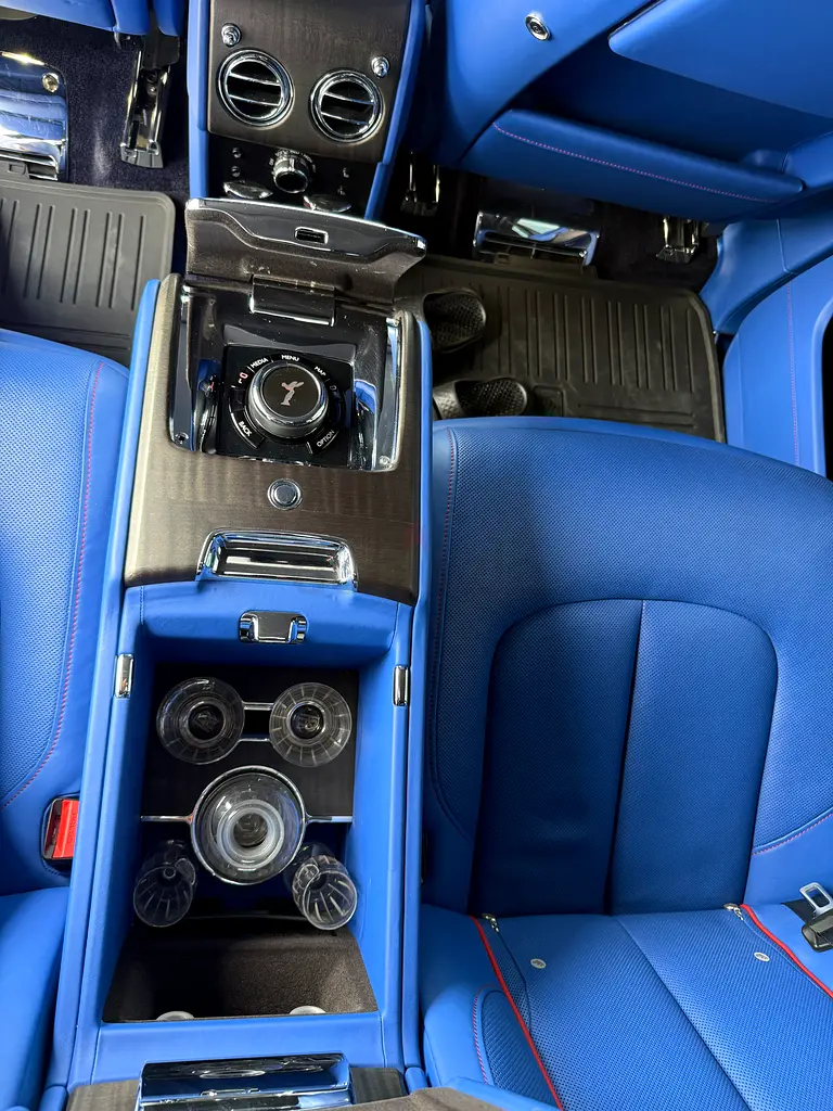Rolls-Royce cullinan 2019 - Image 16