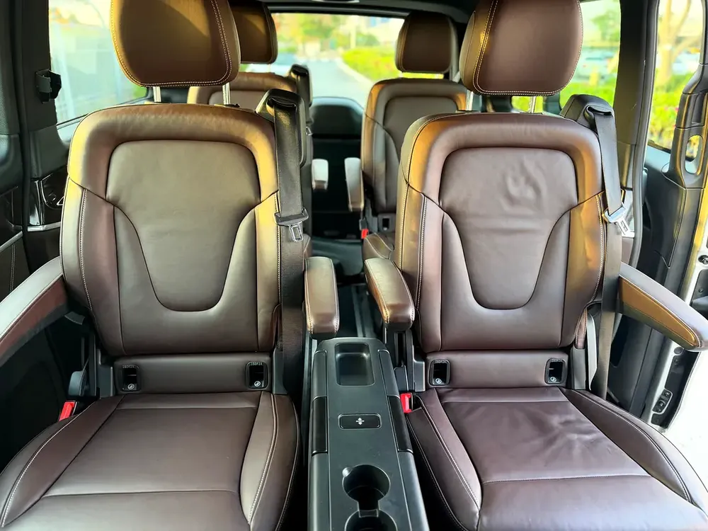 Mercedes-Benz Viano 2017 GCC Specs - Well Maintained - Image 15
