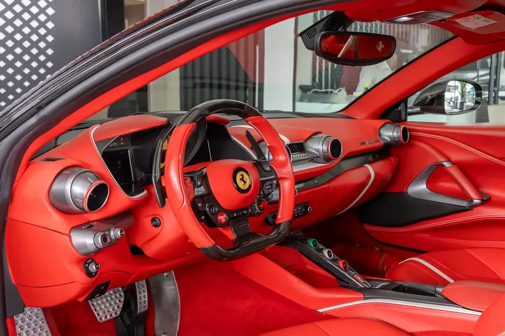 Ferrari 812 Superfast |  GCC Specs | Fully Carbon Fiber | Ceramic Brakes | Low Mileage | 2018 - Image 12