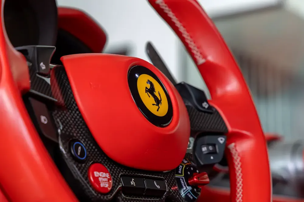 Ferrari 812 Superfast |  GCC Specs | Fully Carbon Fiber | Ceramic Brakes | Low Mileage | 2018 - Image 13