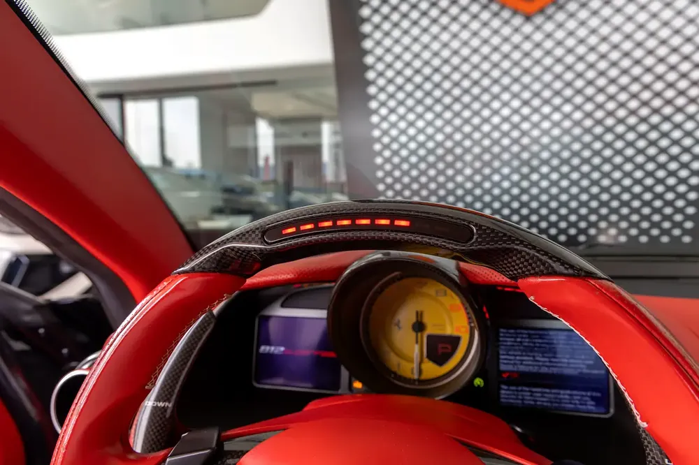 Ferrari 812 Superfast |  GCC Specs | Fully Carbon Fiber | Ceramic Brakes | Low Mileage | 2018 - Image 18