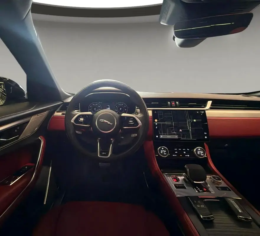 2021 Jaguar F-Pace R Dynamic SE Black - Image 10