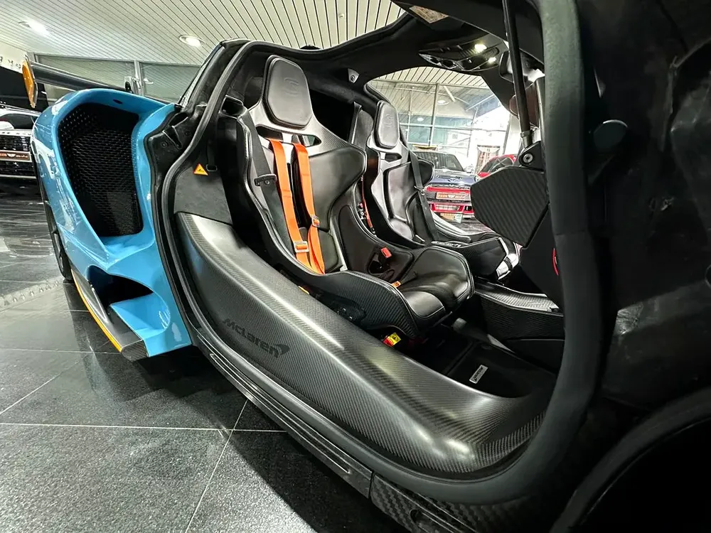 MCLAREN SENNA, GCC, UNDER DEALER WARRANTY, MSO SPCIAL COLOUR, NO PAINT - Image 9