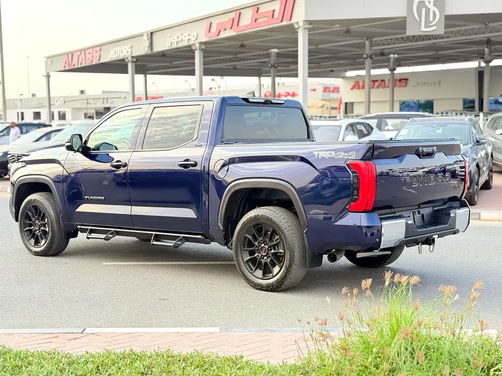 TOYOTA TUNDRA SR5 4x4 2024 - FULL OPTION only 5400 Drive- Excellent condition - Image 19