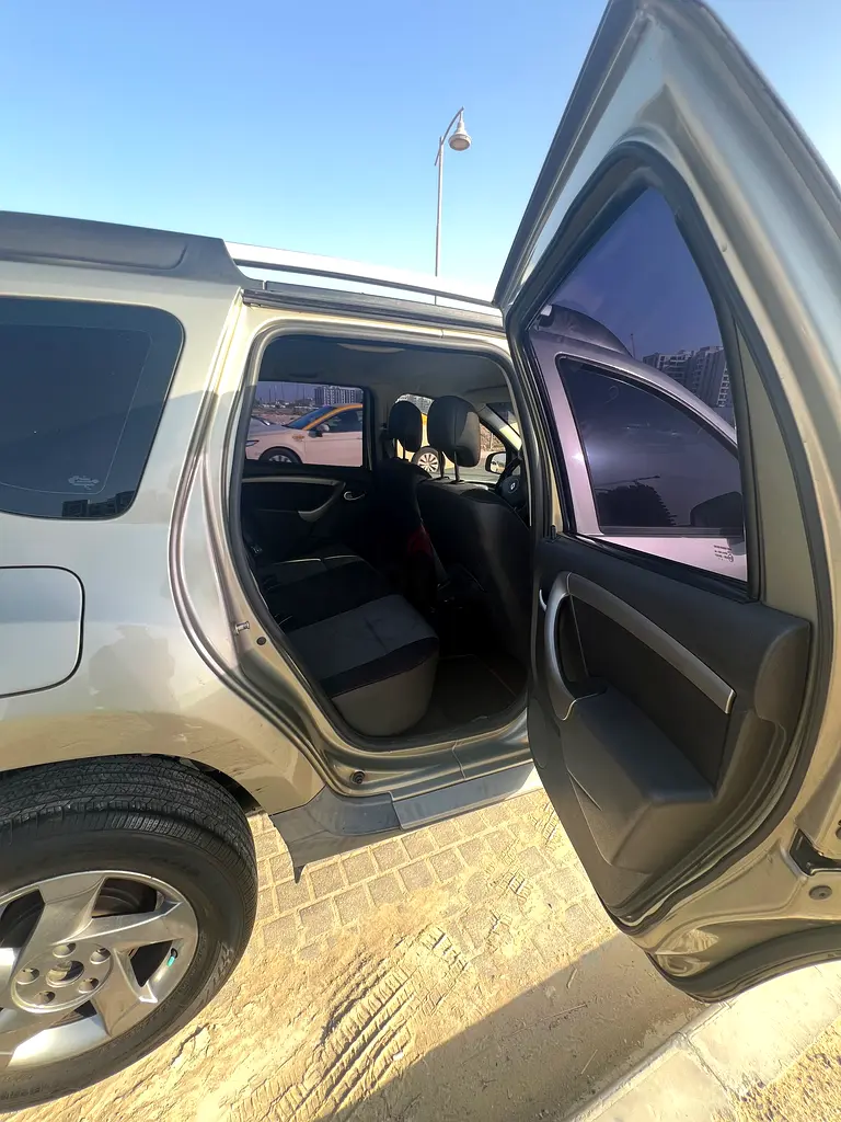 Renault Duster 2013 - GCC Specs - Image 10