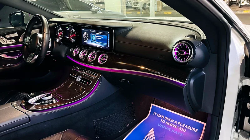 MERCEDES CLS 450 2019 US V6 FULL OPTION VERY CLEAN CAR 50000 KM ONLY!!! - Image 12