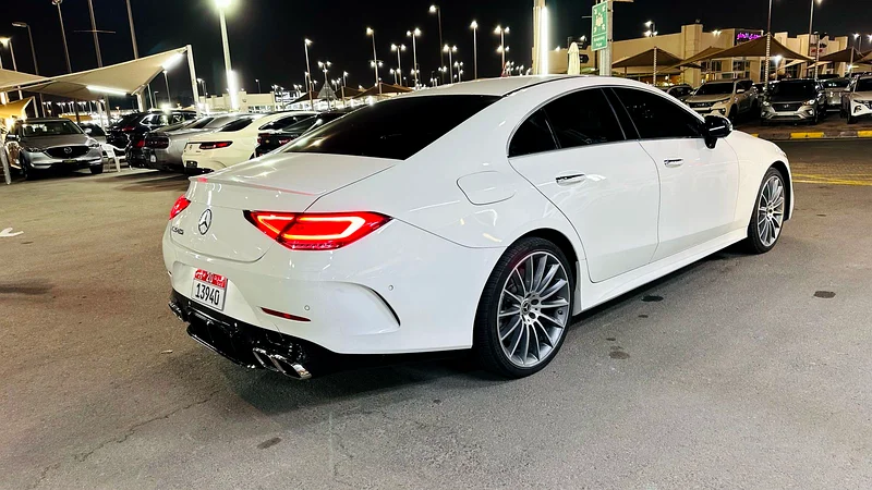 MERCEDES CLS 450 2019 US V6 FULL OPTION VERY CLEAN CAR 50000 KM ONLY!!! - Image 4