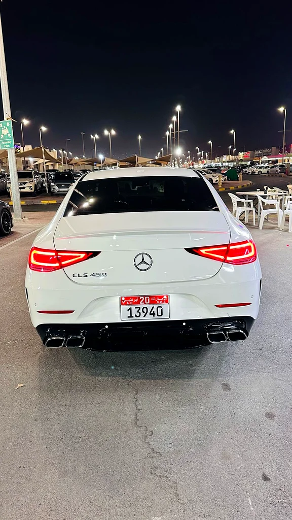 MERCEDES CLS 450 2019 US V6 FULL OPTION VERY CLEAN CAR 50000 KM ONLY!!! - Image 5