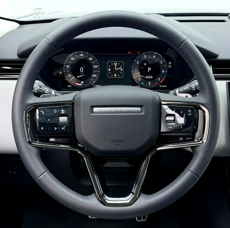 2025 Range Rover Velar P250 Dynamic SE, 2029 RR Warranty + Service Pack, Very Low Km, GCC - Image 15