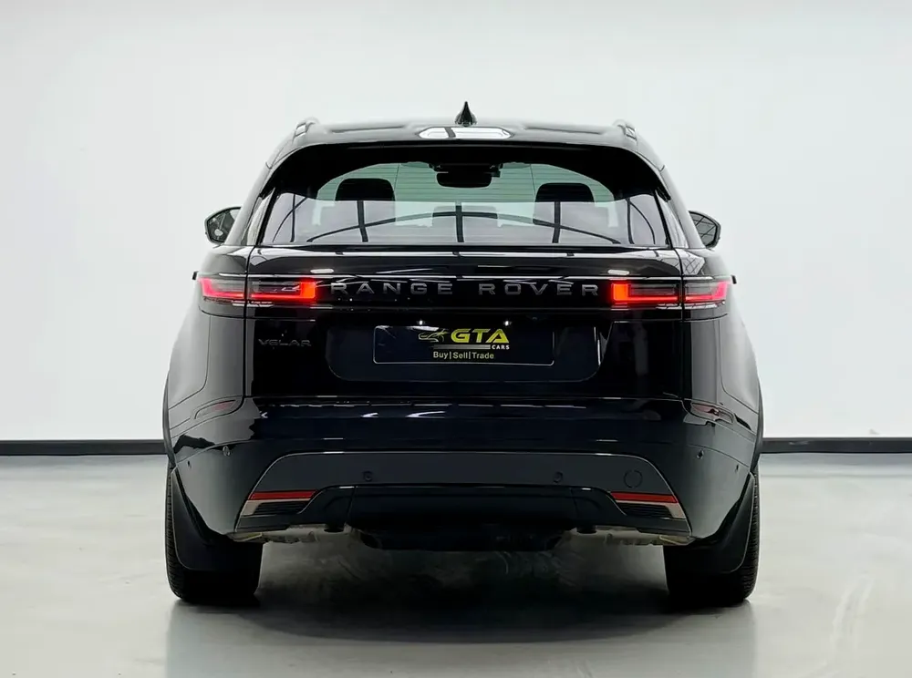 2025 Range Rover Velar P250 Dynamic SE, 2029 RR Warranty + Service Pack, Very Low Km, GCC - Image 5