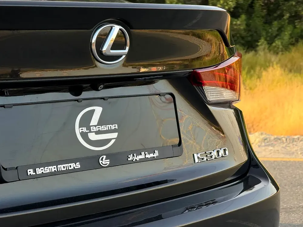 Lexus IS 300 F Sport 2018 - American Specs - Well Maintained - Image 5