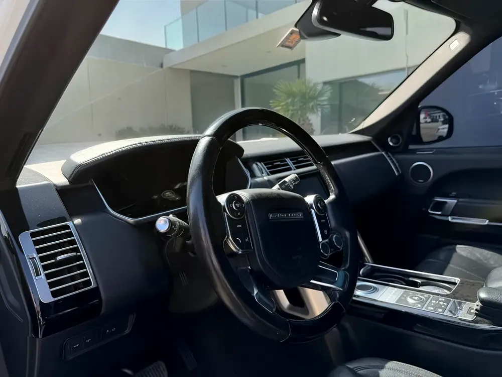RANGE ROVER HSE 5.0L V8 | 2016 | GCC SPECS - Image 11
